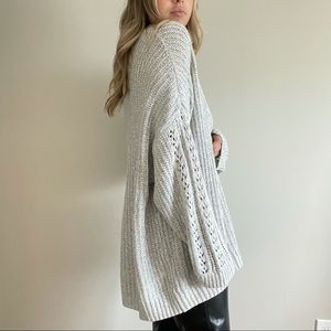 OVERSIZED KNIT